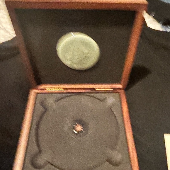 30% off w like Korean melodies Original Samsung Music Box Paperwork Stone NO CD - Picture 6 of 14